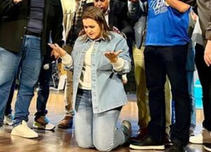 Prefeita evangélica surpreende e contrata 12 pastores para cargos públicos