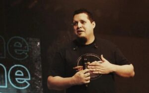 Bruno Morada revela abuso na infância e compartilha testemunho de superação